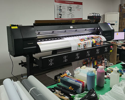 長沙羅總廣告店訂購煥圖雙頭寫真機(jī) 暫時(shí)裝一個(gè)噴頭