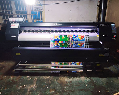 煥圖國產(chǎn)寫真機配置靈活 張總使用一年后單頭升級雙頭