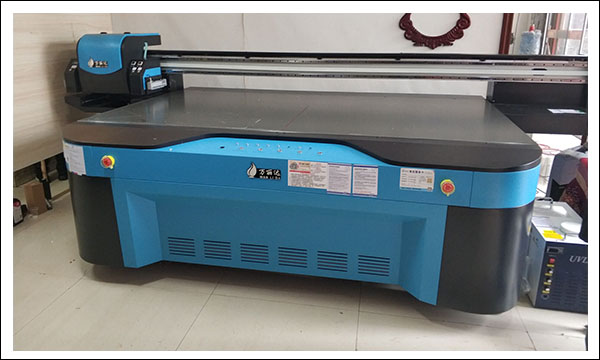 萬麗達(dá)uv萬能打印機(jī).jpg